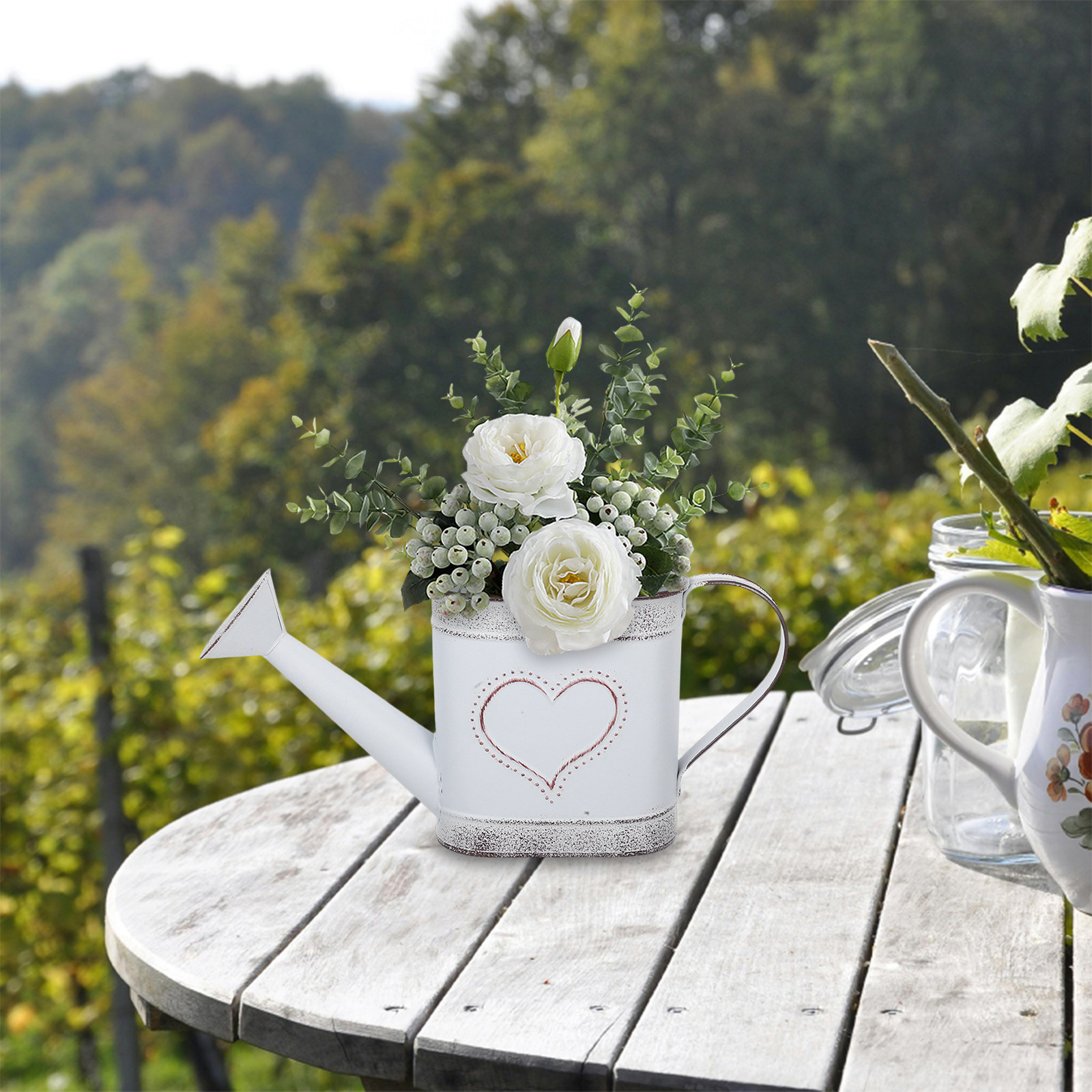 Gardening Tools Photo - Pot de fleurs en fer vintage